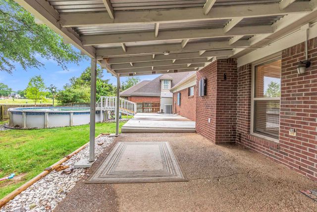 2957 VALLEY LAKE DR, Bartlett, TN 38135
