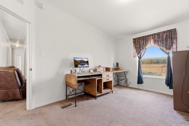 22 Jerome Road, Los Lunas, NM 87031