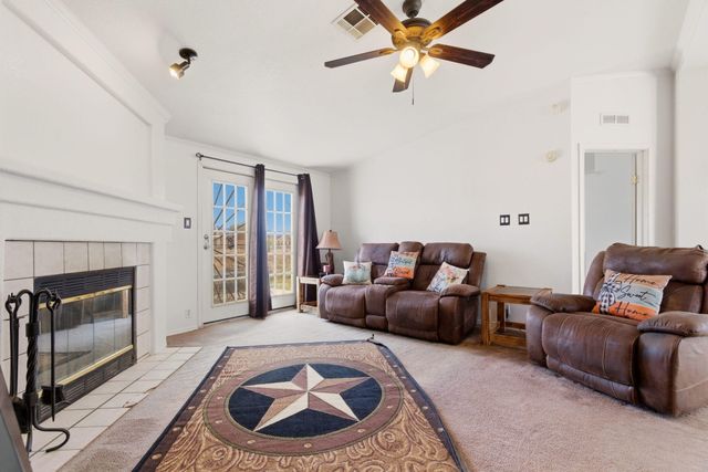 22 Jerome Road, Los Lunas, NM 87031