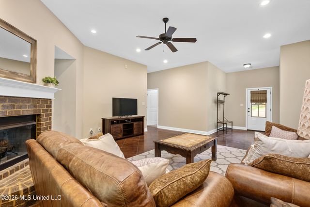 1586 Mckenas Wy Cove, Hernando, MS 38632