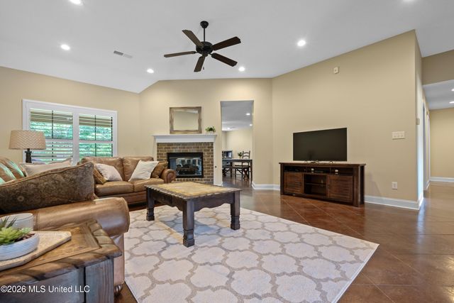 1586 Mckenas Wy Cove, Hernando, MS 38632