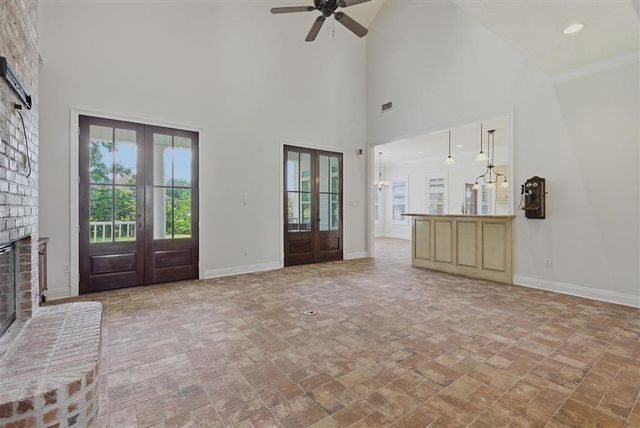 2411 Bon Vie Drive, Sulphur, LA 70665