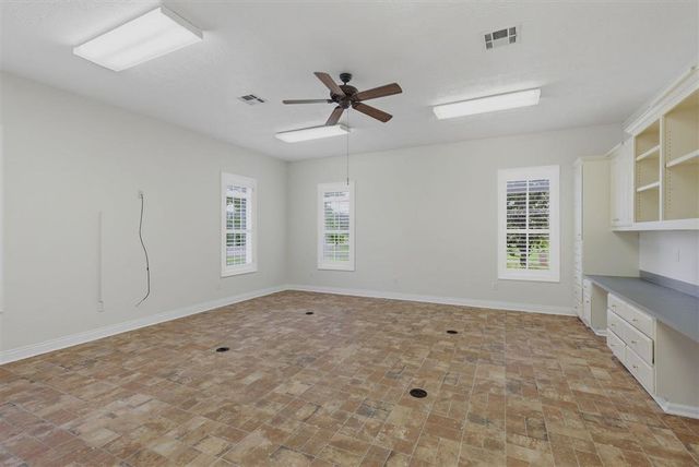 2411 Bon Vie Drive, Sulphur, LA 70665