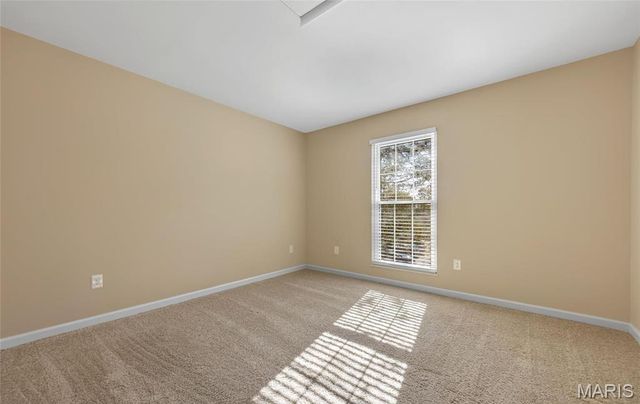 152 Old Buggy Court D, St Peters, MO 63304