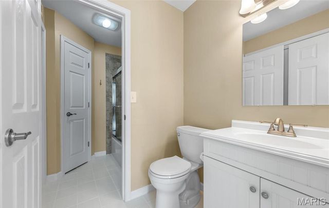 152 Old Buggy Court D, St Peters, MO 63304