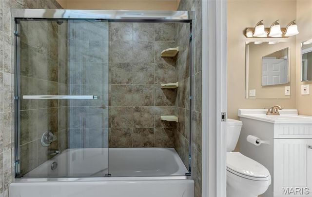 152 Old Buggy Court D, St Peters, MO 63304