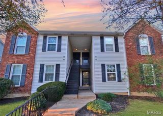 152 Old Buggy Court D, St Peters, MO 63304