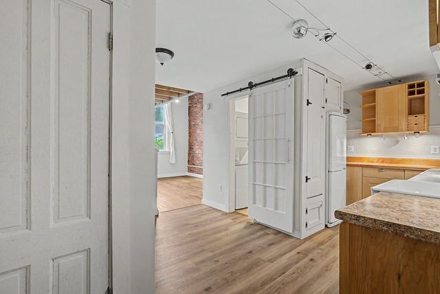 32 Market Street A, Somersworth, NH 03878
