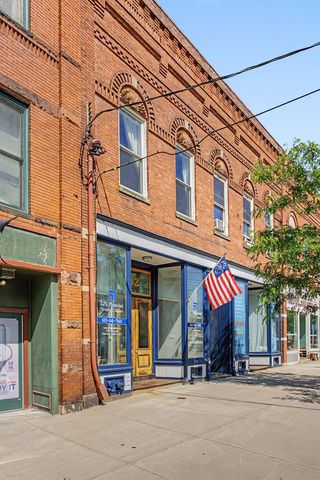 32 Market Street A, Somersworth, NH 03878