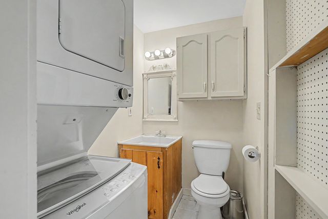 32 Market Street A, Somersworth, NH 03878