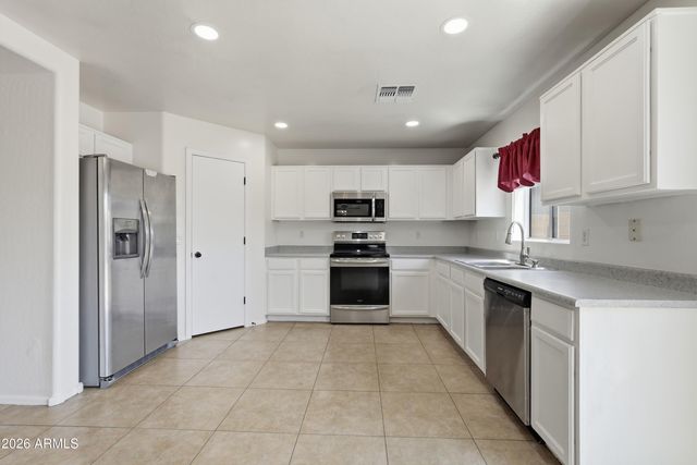 2505 E SAN MANUEL Road, San Tan Valley, AZ 85143