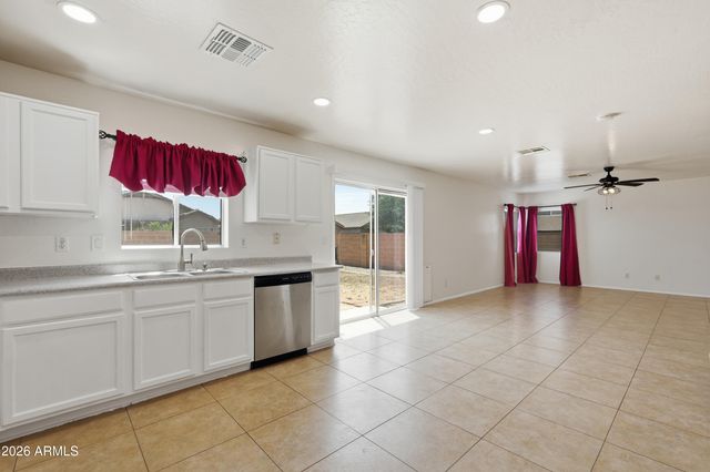 2505 E SAN MANUEL Road, San Tan Valley, AZ 85143