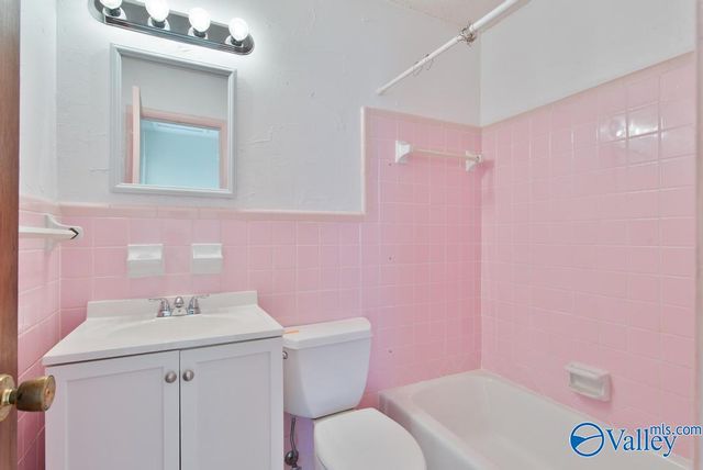 11026 Mcbride Drive SE, Huntsville, AL 35803