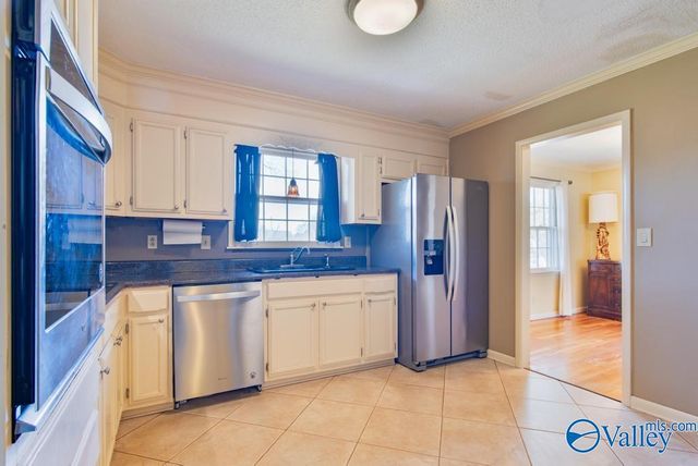 11026 Mcbride Drive SE, Huntsville, AL 35803