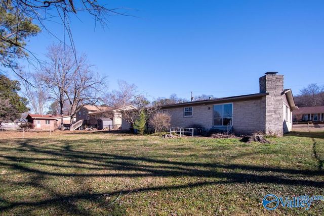 11026 Mcbride Drive SE, Huntsville, AL 35803