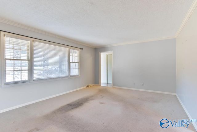 11026 Mcbride Drive SE, Huntsville, AL 35803