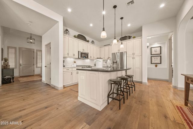 92 ALMARTE Drive, Carefree, AZ 85377