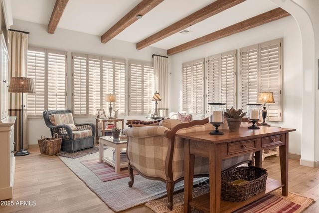 92 ALMARTE Drive, Carefree, AZ 85377