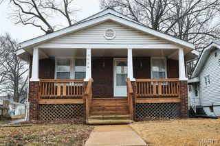 9038 Tudor Avenue, St Louis, MO 63114