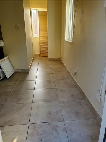 1449 NE 131st St 1449, North Miami, FL 33161