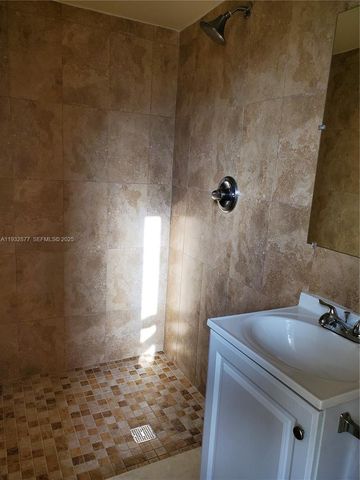 1449 NE 131st St 1449, North Miami, FL 33161