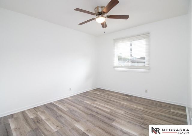 8315 Girard Street, Omaha, NE 68122