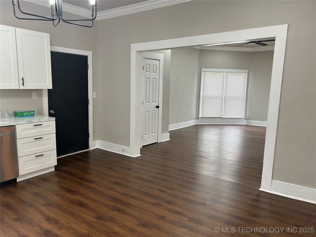 406 Creek Avenue, Fort Gibson, OK 74434