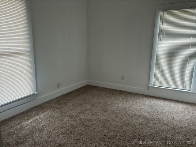 406 Creek Avenue, Fort Gibson, OK 74434