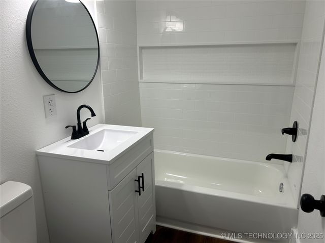 406 Creek Avenue, Fort Gibson, OK 74434