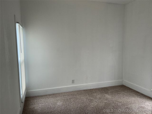 406 Creek Avenue, Fort Gibson, OK 74434