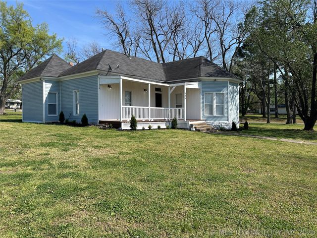 406 Creek Avenue, Fort Gibson, OK 74434