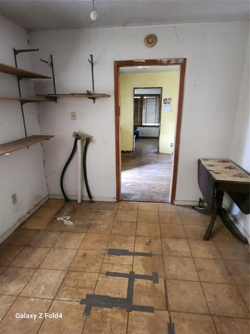 955 Lucky Street, Houston, TX 77088