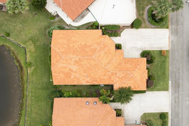 2843 SW Mariposa Circle, Palm City, FL 34990