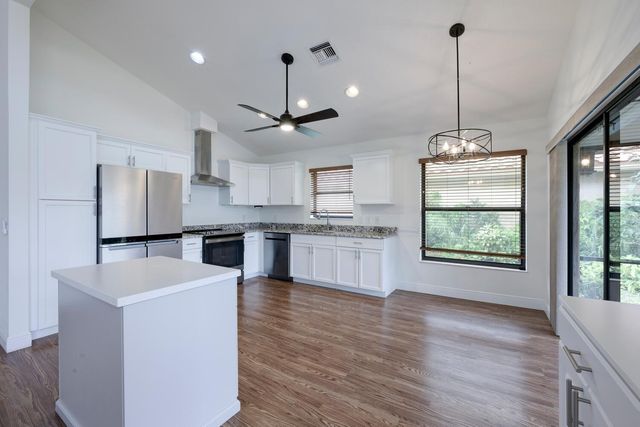 2843 SW Mariposa Circle, Palm City, FL 34990