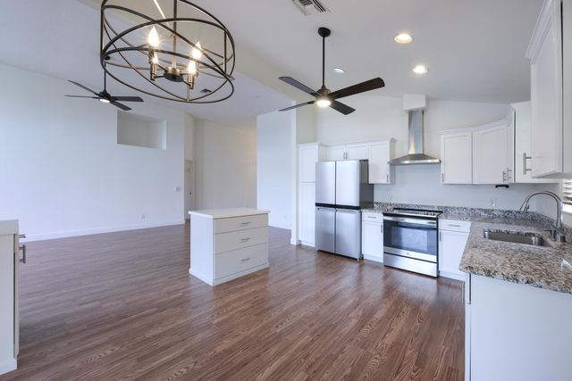 2843 SW Mariposa Circle, Palm City, FL 34990