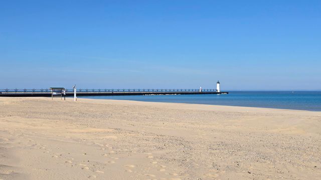 70 Brookharbor S, City Of Manistee, MI 49660