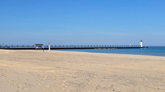 70 Brookharbor S, City Of Manistee, MI 49660