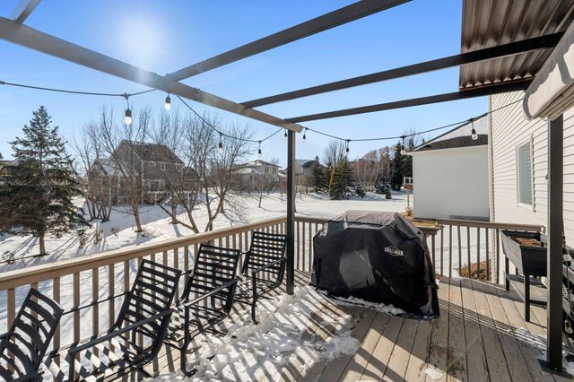 3319 Wood Duck Drive NW, Prior Lake, MN 55372