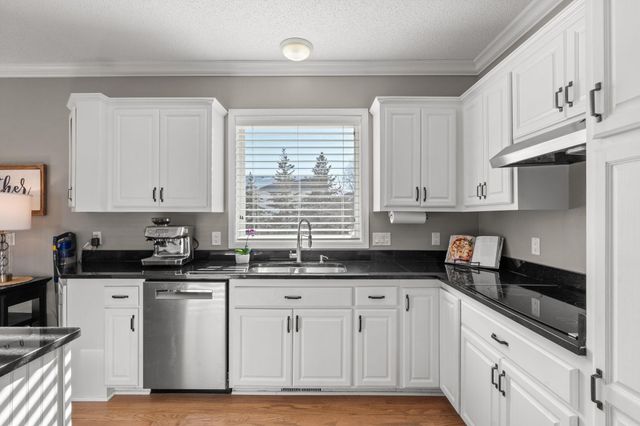 3319 Wood Duck Drive NW, Prior Lake, MN 55372