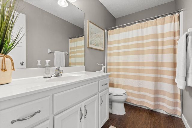 3319 Wood Duck Drive NW, Prior Lake, MN 55372