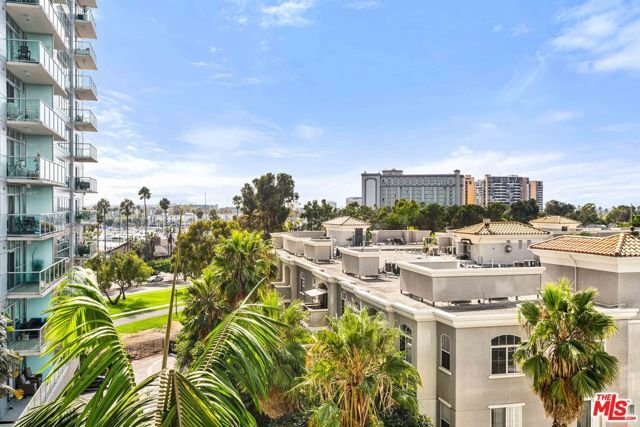 13700 Marina Pointe Drive 612, Marina Del Rey, CA 90292