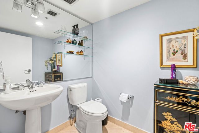 13700 Marina Pointe Drive 612, Marina Del Rey, CA 90292