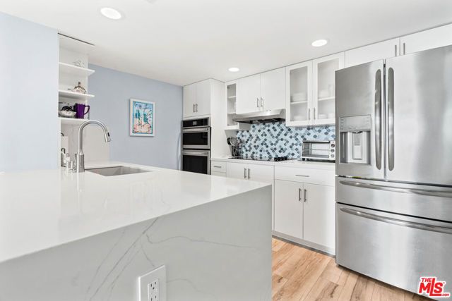 13700 Marina Pointe Drive 612, Marina Del Rey, CA 90292