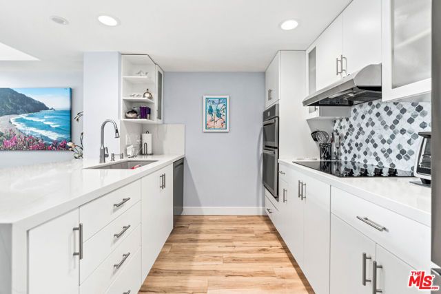 13700 Marina Pointe Drive 612, Marina Del Rey, CA 90292
