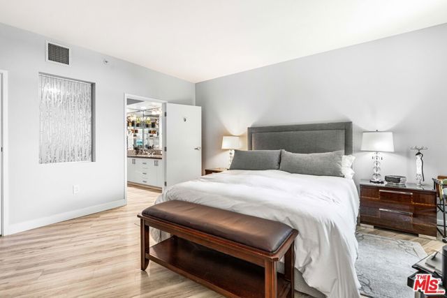 13700 Marina Pointe Drive 612, Marina Del Rey, CA 90292