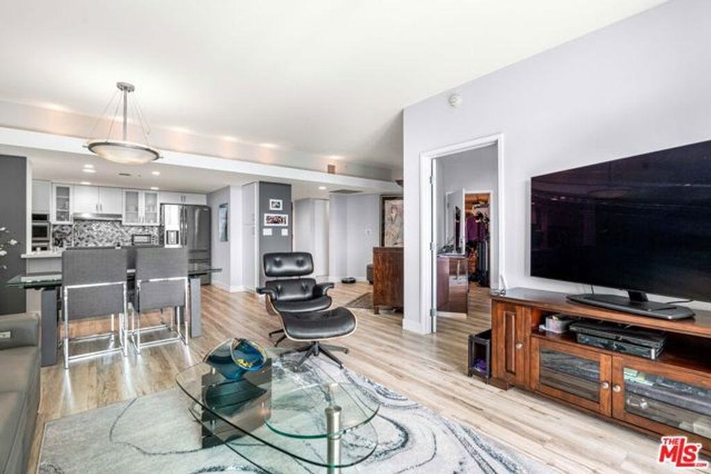 13700 Marina Pointe Drive 612, Marina Del Rey, CA 90292