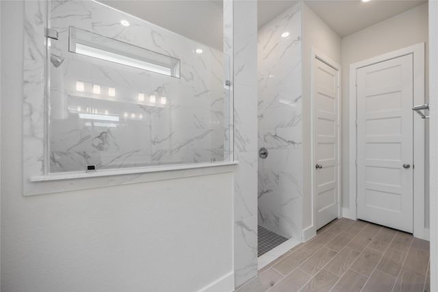 5611 Birchwood Glen Drive, Katy, TX 77493