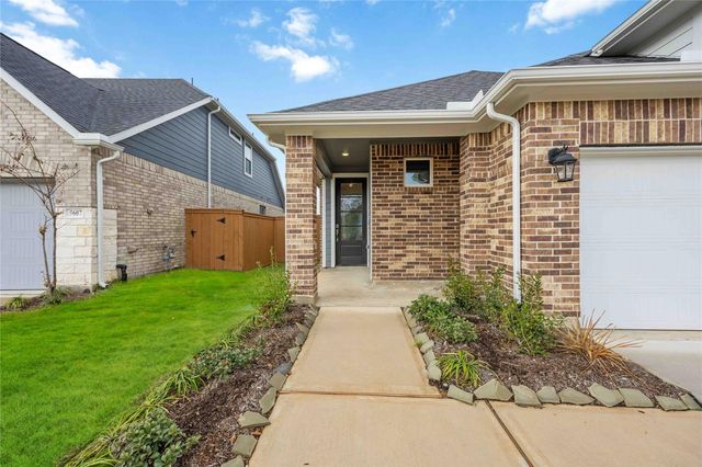 5611 Birchwood Glen Drive, Katy, TX 77493