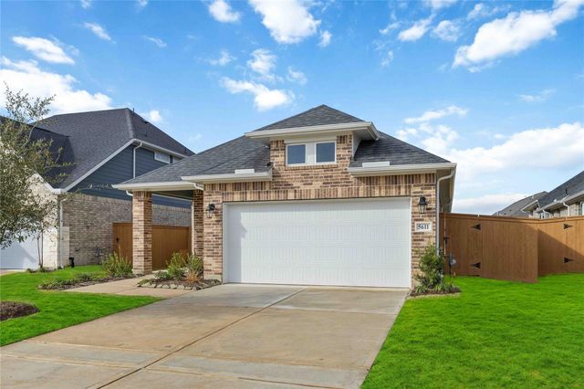 5611 Birchwood Glen Drive, Katy, TX 77493