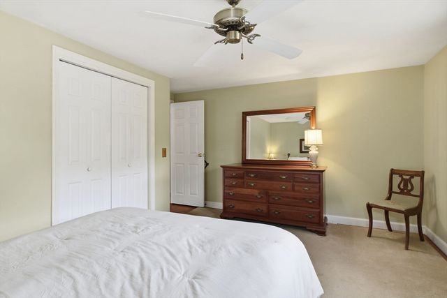 6 Ferncroft Street, Longmeadow, MA 01106